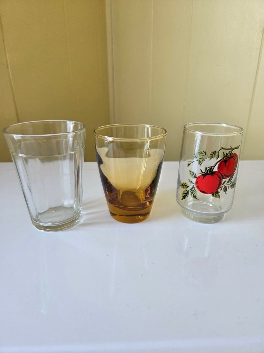 Set of Three Glass Tumblers with Amber and Red Tomato Design
